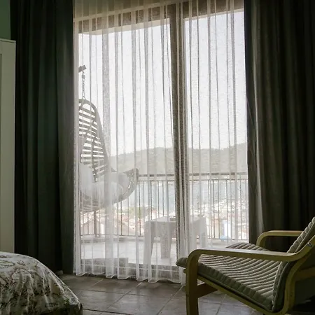 إل كامينو هوستيل آند بوب * فتحية