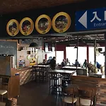 El Camino & Pub ホステル フェティエ
