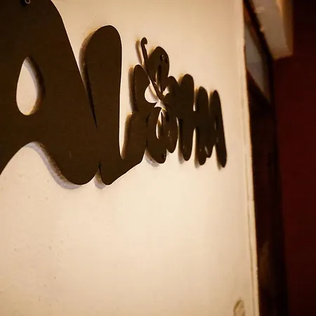 El Camino & Pub Hostel