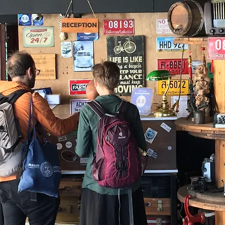 El Camino & Pub Auberge de jeunesse *