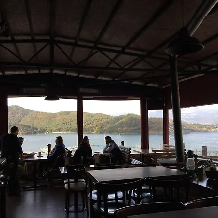 Auberge de jeunesse El Camino & Pub