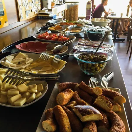 אכסניה El Camino & Pub