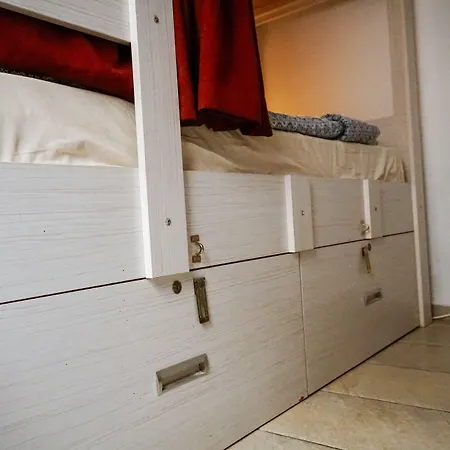 Auberge de jeunesse El Camino & Pub *