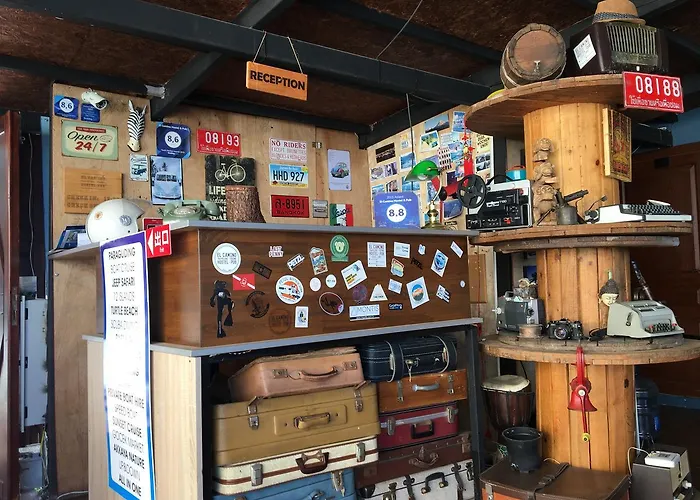 El Camino & Pub ホステル